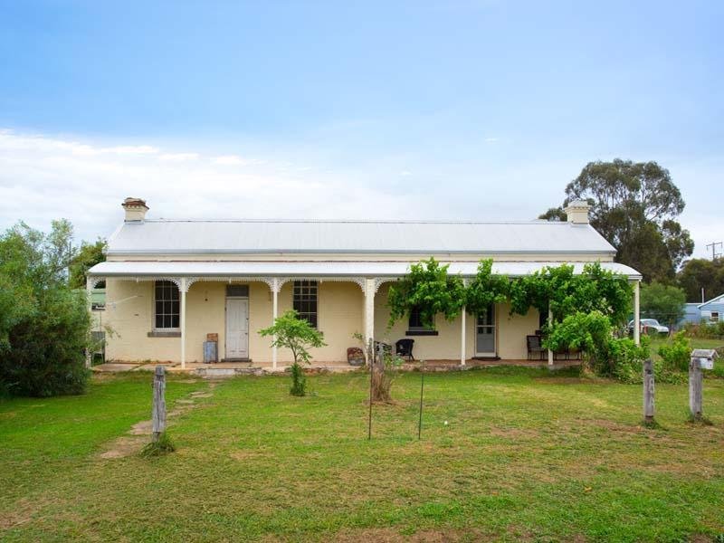 8 Church Street, Newstead, VIC 3462