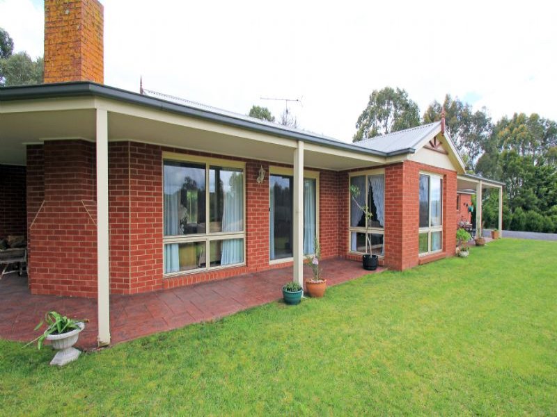 36 Ayrlie Park Crescent, Korumburra, Vic 3950 Property Details