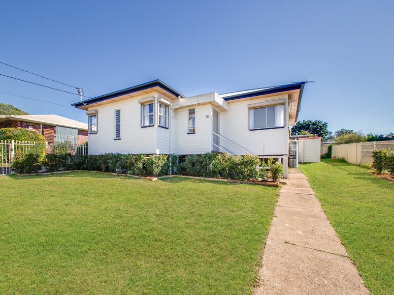 15 Oakhill Street, One Mile, QLD 4305 - realestate.com.au