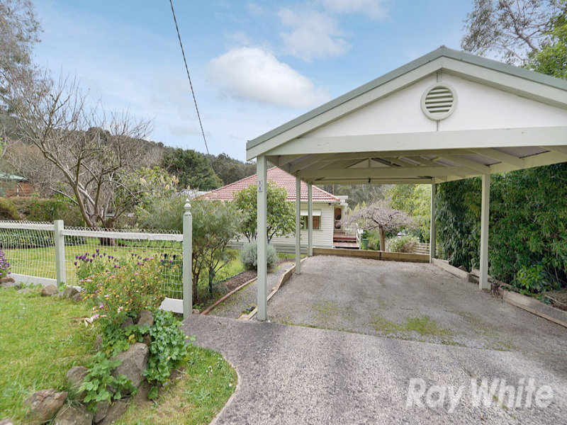 16 Hughes Street, Upwey, VIC 3158