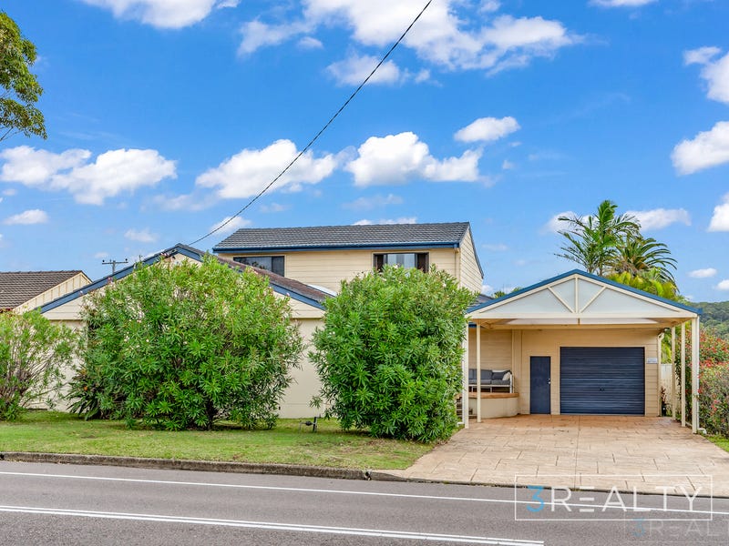 44 Caves Beach Road, Caves Beach, NSW 2281