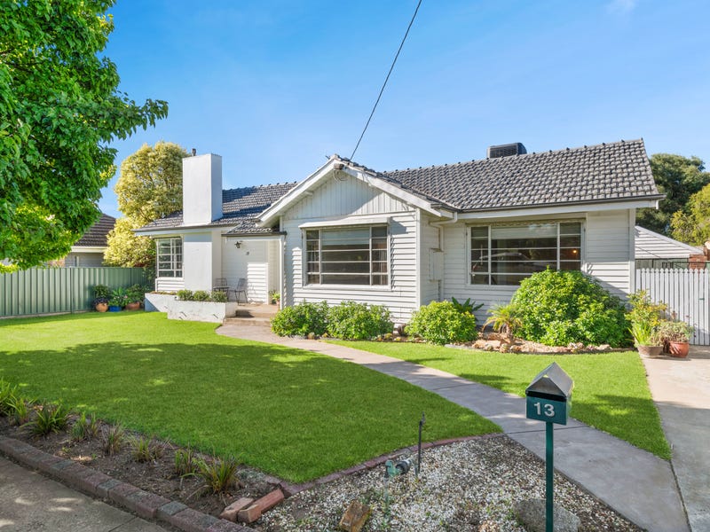 13 Theodore Street, Flora Hill, VIC 3550