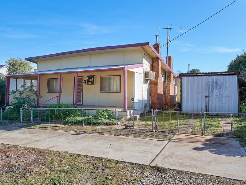 Houses for Sale in Coolamon, NSW 2701