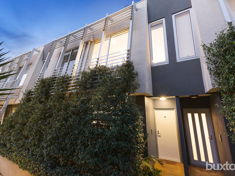 15/170 Beach Road, Sandringham, Vic 3191 Property Details