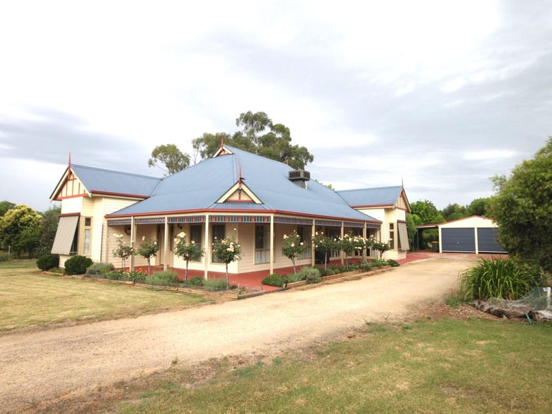 37 Chardonnay Drive, Milawa, Vic 3678 Property Details