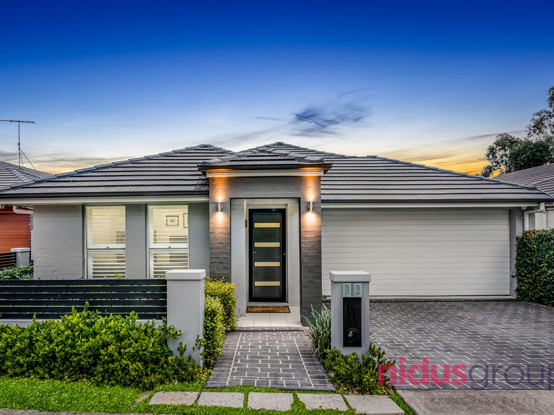 32 Susannah Drive, Ropes Crossing, NSW 2760