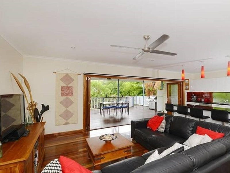 68 Stanley Road, Camp Hill, QLD 4152