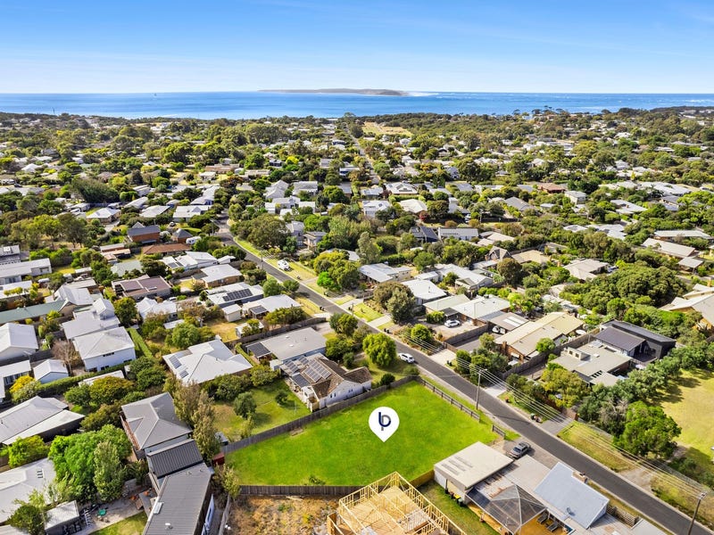 Lonsdale suburb deals