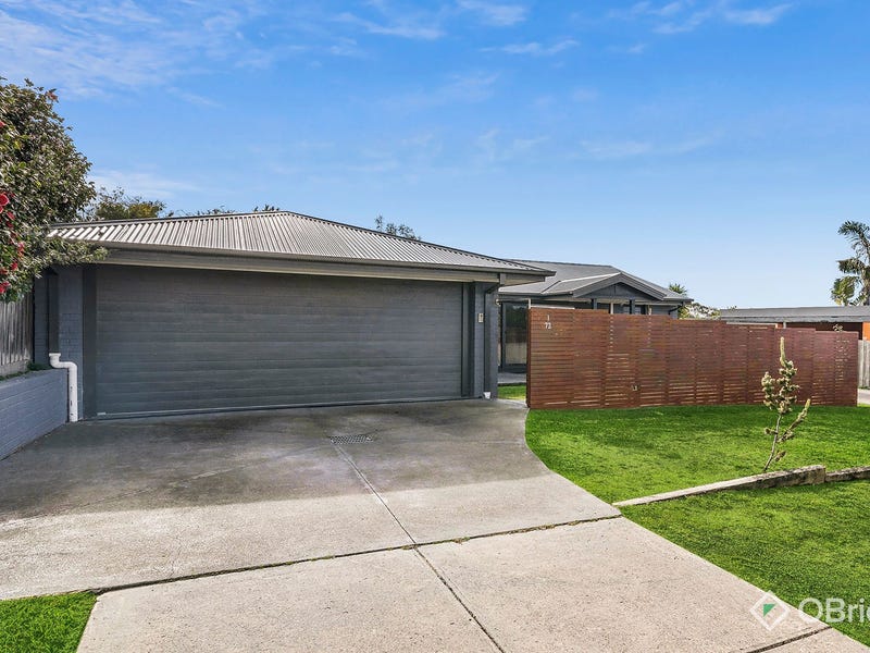 1/72 Eramosa Road East, Somerville, Vic 3912 Townhouse for Sale