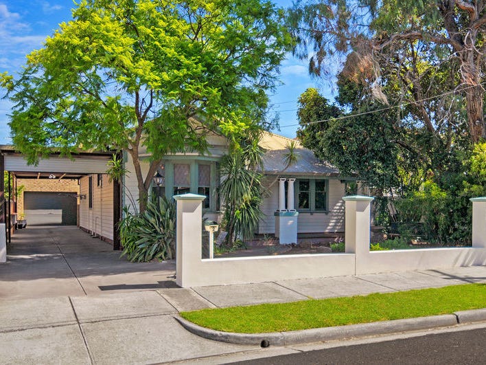 2 Sumner Street Brunswick Vic 3056 Property Details