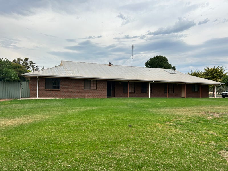31 Gwynne Street, Moulamein, NSW 2733 House for Sale