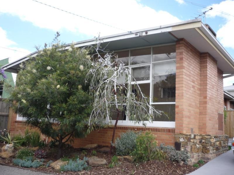 1/145 Grimshaw Street, Greensborough, VIC 3088