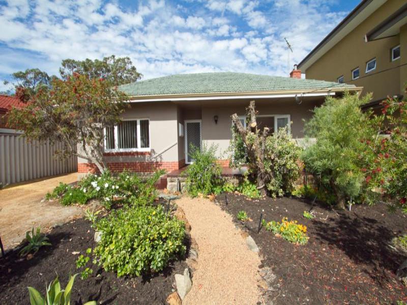 72 Burniston Street, Scarborough, WA 6019 Property Details