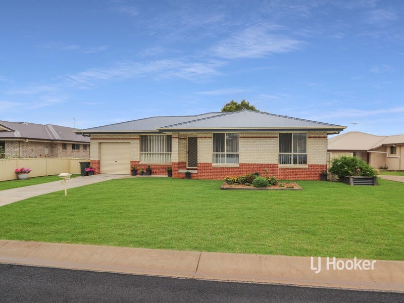 22 Kingfisher Drive, Inverell, NSW 2360 Property Details