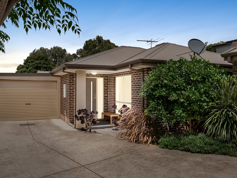 11A Redwood Street Heidelberg West Vic 3081 House for Rent