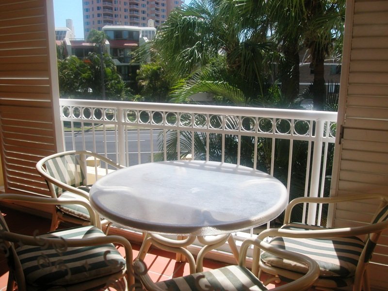 18 'La Grande', 122 Old Burleigh Road, Broadbeach, Qld 4218 Property