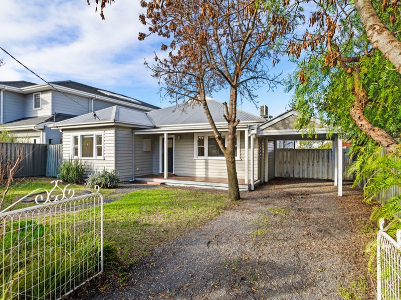 4 Gordon Street, Newport, VIC 3015