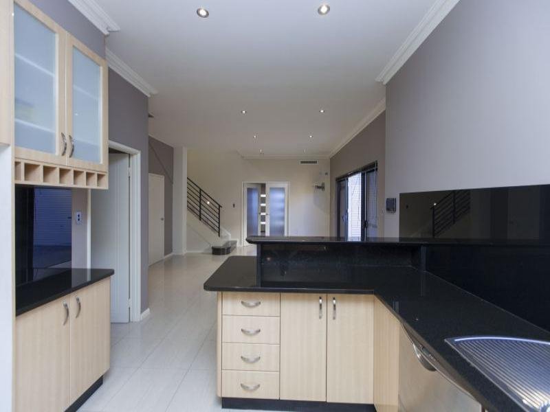 34 Swan Street, Osborne Park, WA 6017