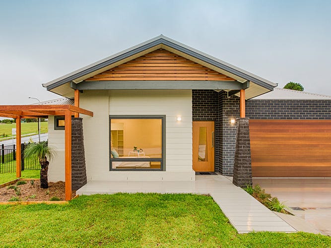 24 Macksville Heights Drive, Macksville, NSW 2447