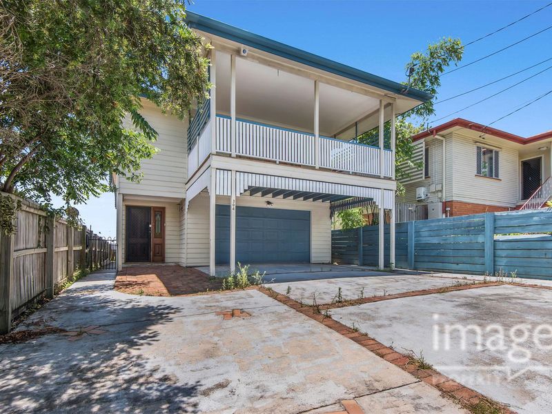 304 Richmond Road, Cannon Hill, QLD 4170