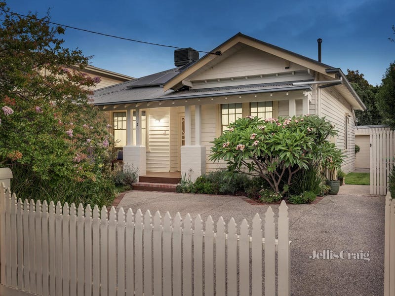 2 Filbert Street, Caulfield South, VIC 3162 - realestate.com.au