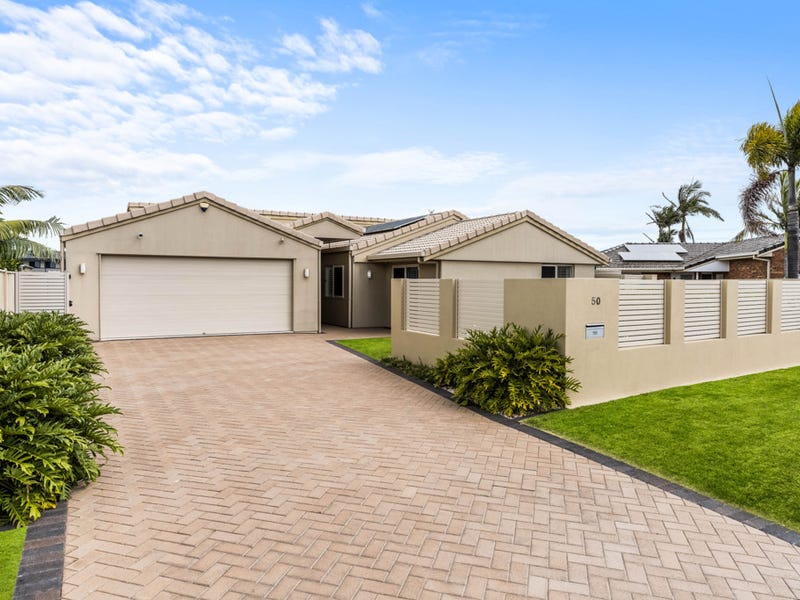 50 Southern Cross Drive, Newport, QLD 4020