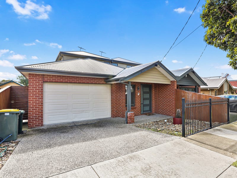 2/4 Waratah Street, Geelong West, VIC 3218