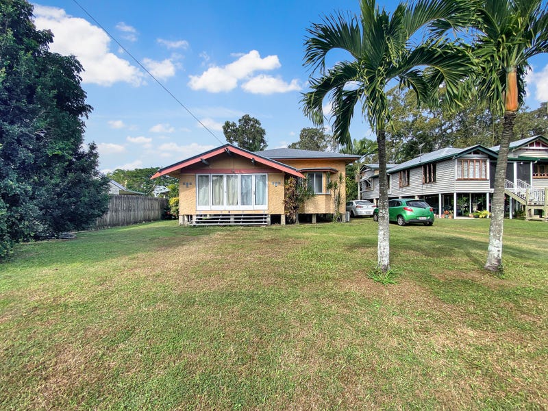 14 Manon Street, Armstrong Beach, QLD 4737