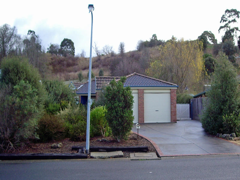 40 Frith Road, Gisborne, Vic 3437 Property Details