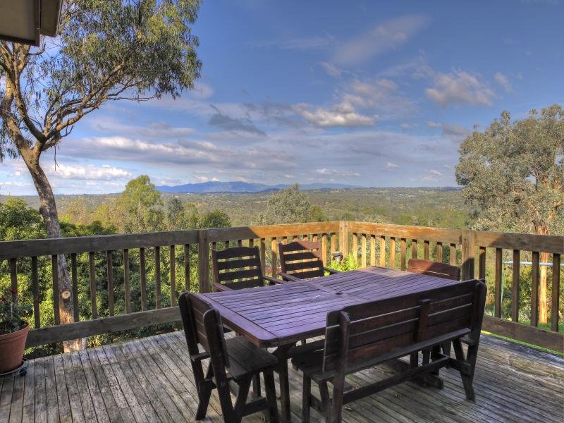 18 Winding Way, North Warrandyte, VIC 3113