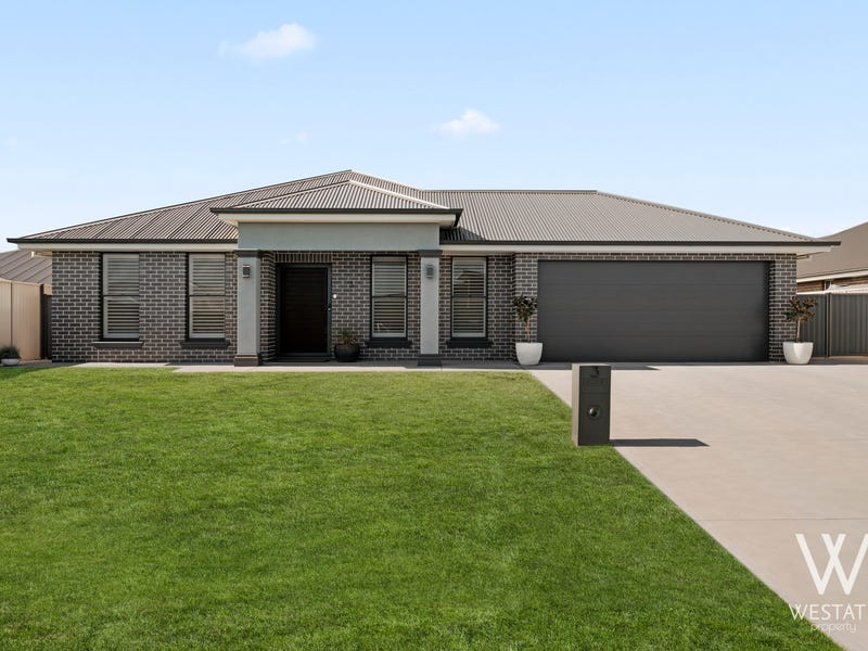 3 Kemp Street, Eglinton, NSW 2795 Property Details