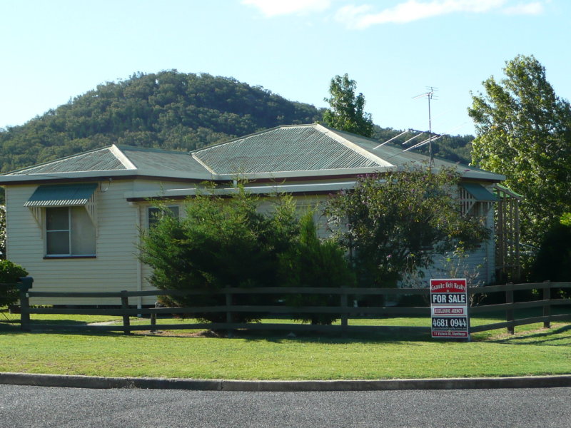6 Allison Street, Stanthorpe, Qld 4380 Property Details