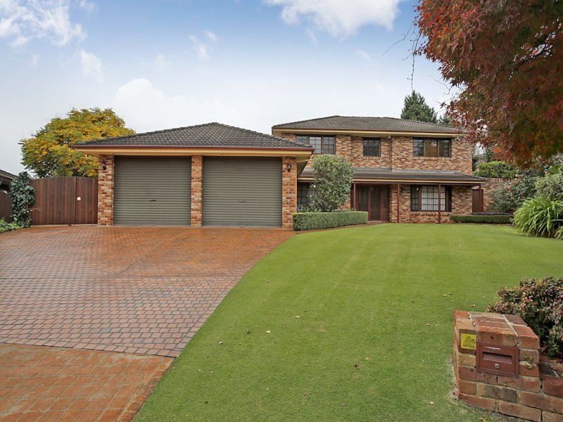 3 Clontarf Close, Woodbine, NSW 2560 Property Details