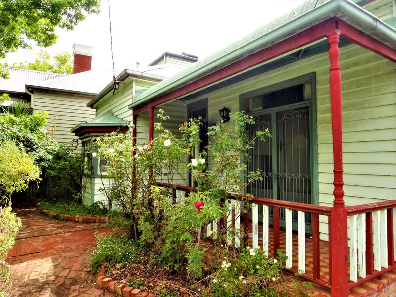 154 Pin Oak Crescent, Flemington, Vic 3031 Property Details