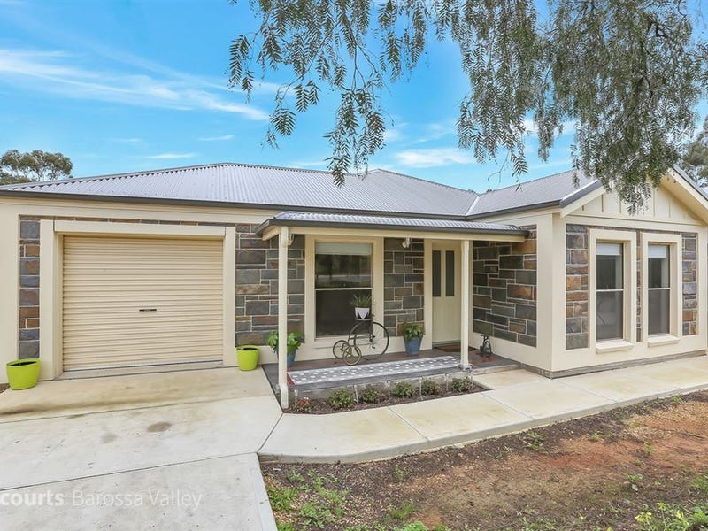 12 Polkinghorne Place, Williamstown, SA 5351 Property Details