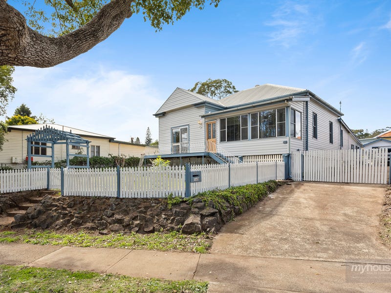 160 Ruthven Street, North Toowoomba, QLD 4350