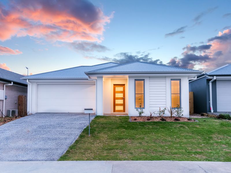 29 Mount Mee Street, Park Ridge, QLD 4125