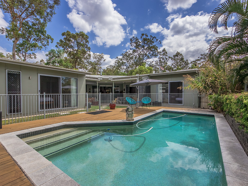 6 Hinchinbrook Circuit, Forest Lake, QLD 4078