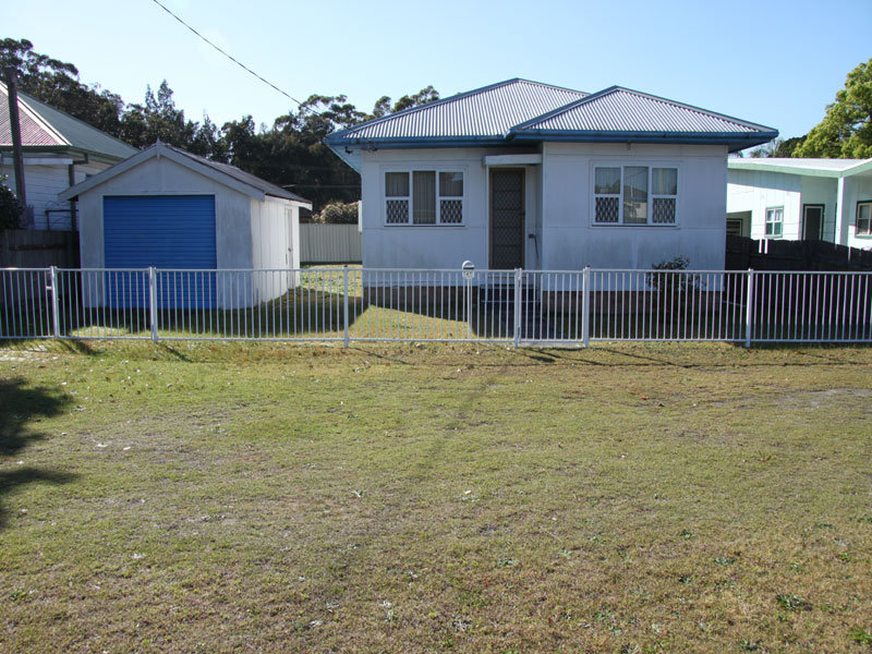 24 Cross Street, Forster, NSW 2428 Property Details
