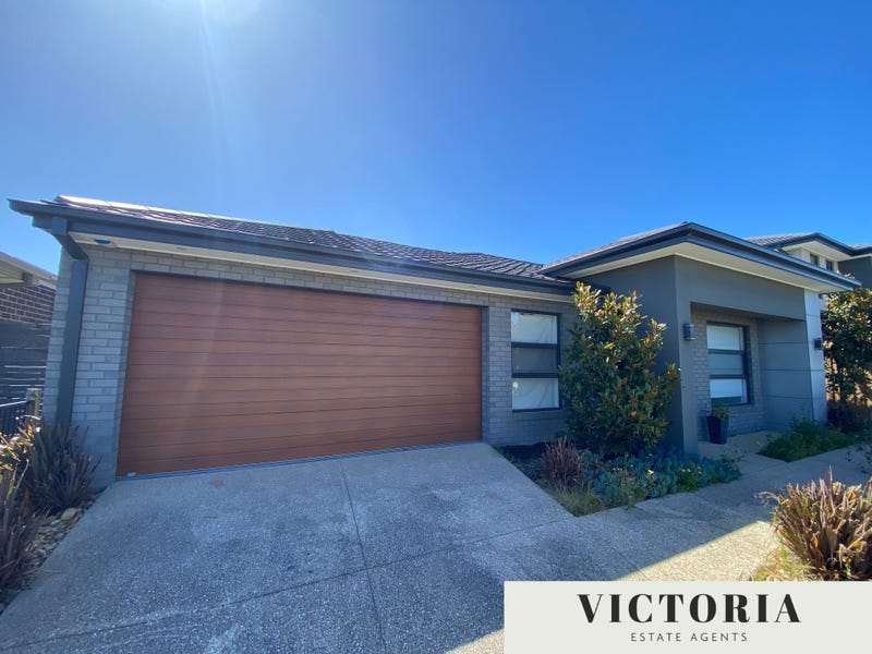 34 Murphy Street, Clyde North, VIC 3978