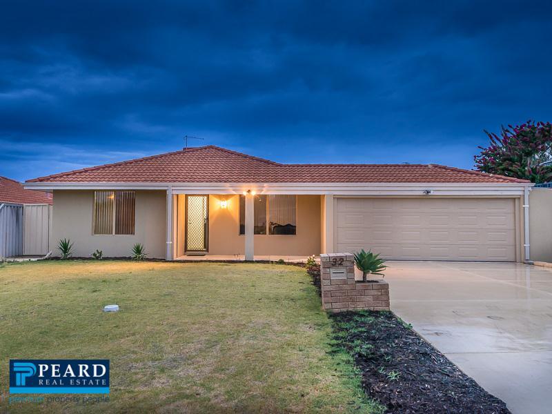 32 Hartford Ramble, Currambine, WA 6028 Property Details