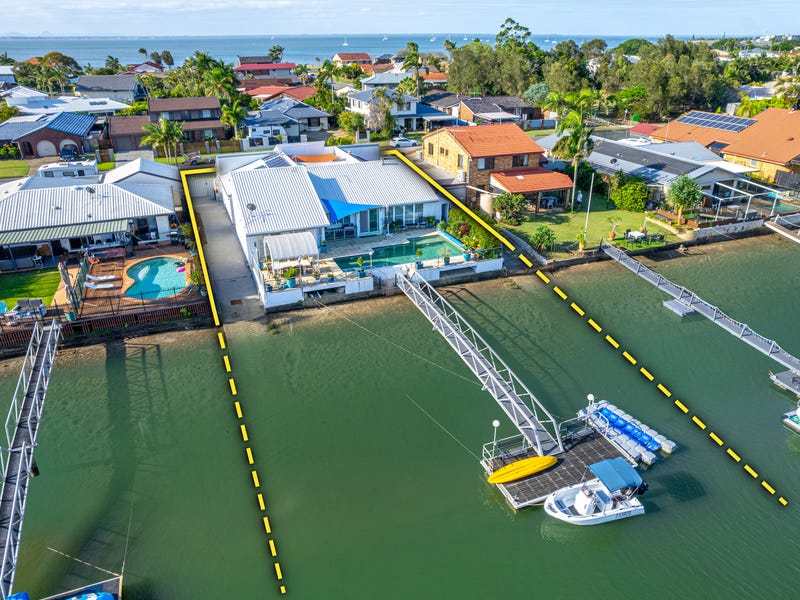 34 Southern Cross Drive, Newport, Qld 4020