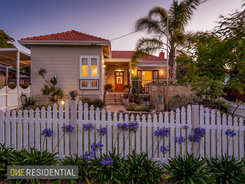 36 Solomon Street, Palmyra, WA 6157