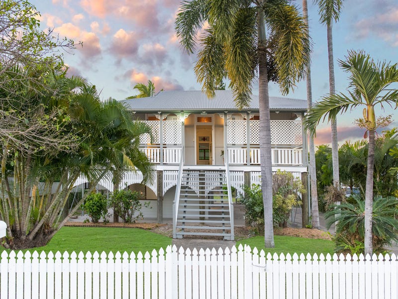 10 Sturges Street, Hermit Park, QLD 4812