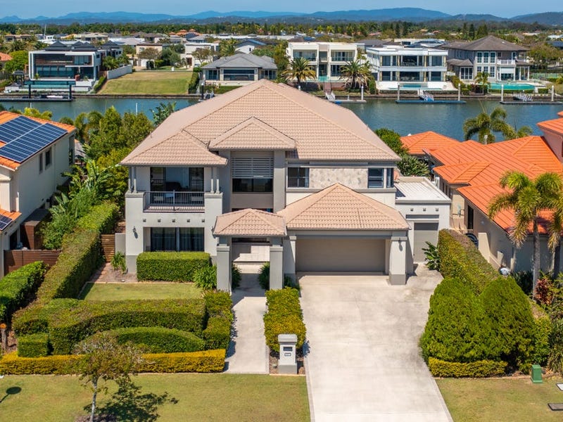 1657 Riverdale Drive, Hope Island, QLD 4212