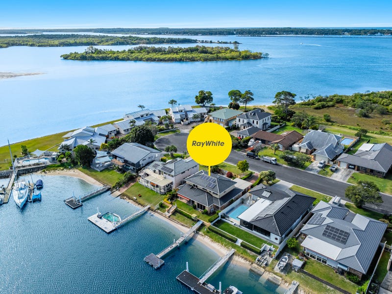 29 The Peninsula, Yamba, NSW 2464 House for Sale