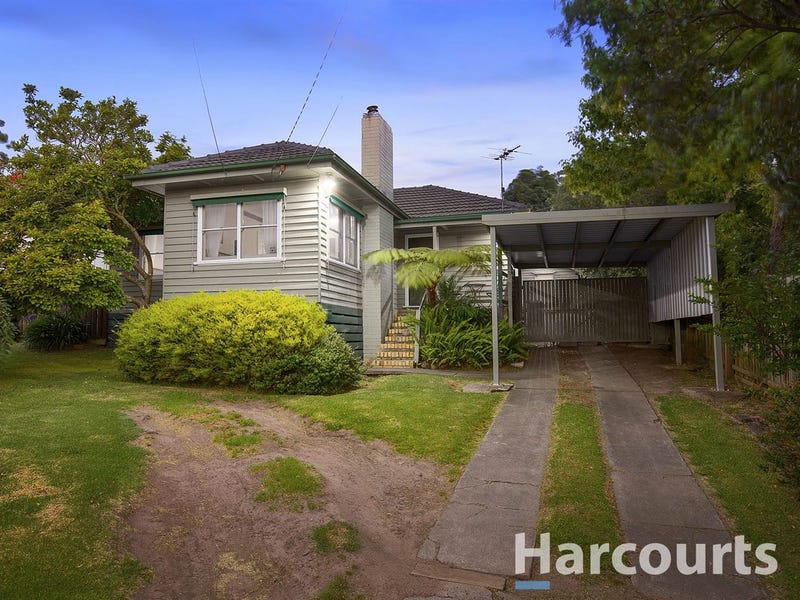 27 Moore Street Ferntree Gully Vic 3156 Property Details
