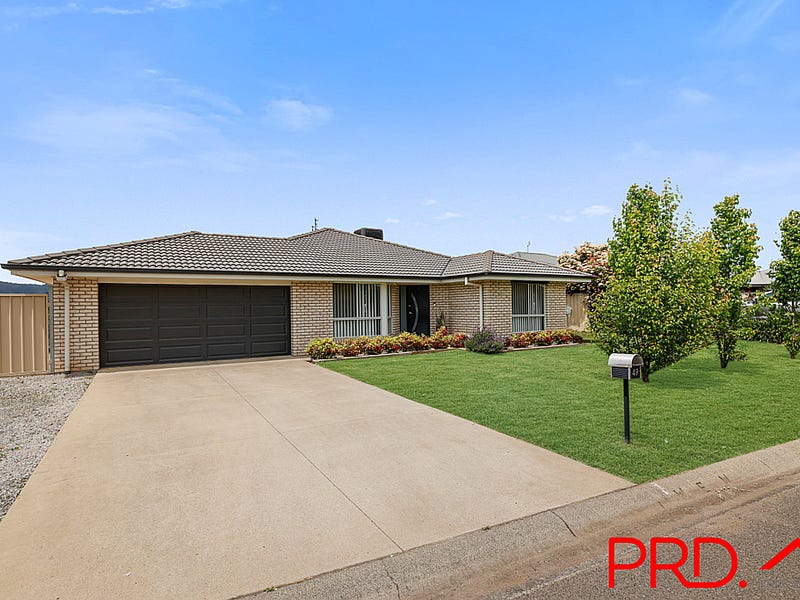 49 Nowland Crescent, Tamworth, NSW 2340 Property Details