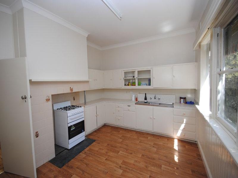 102 Hurd Street, Portland, Vic 3305 Property Details