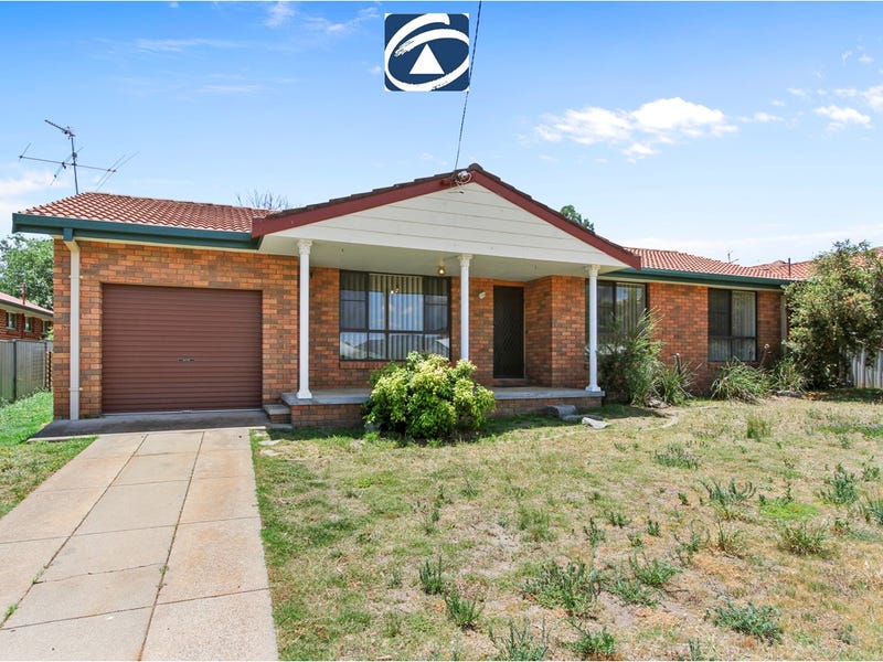 11 Willow Park Drive, Kootingal, NSW 2352